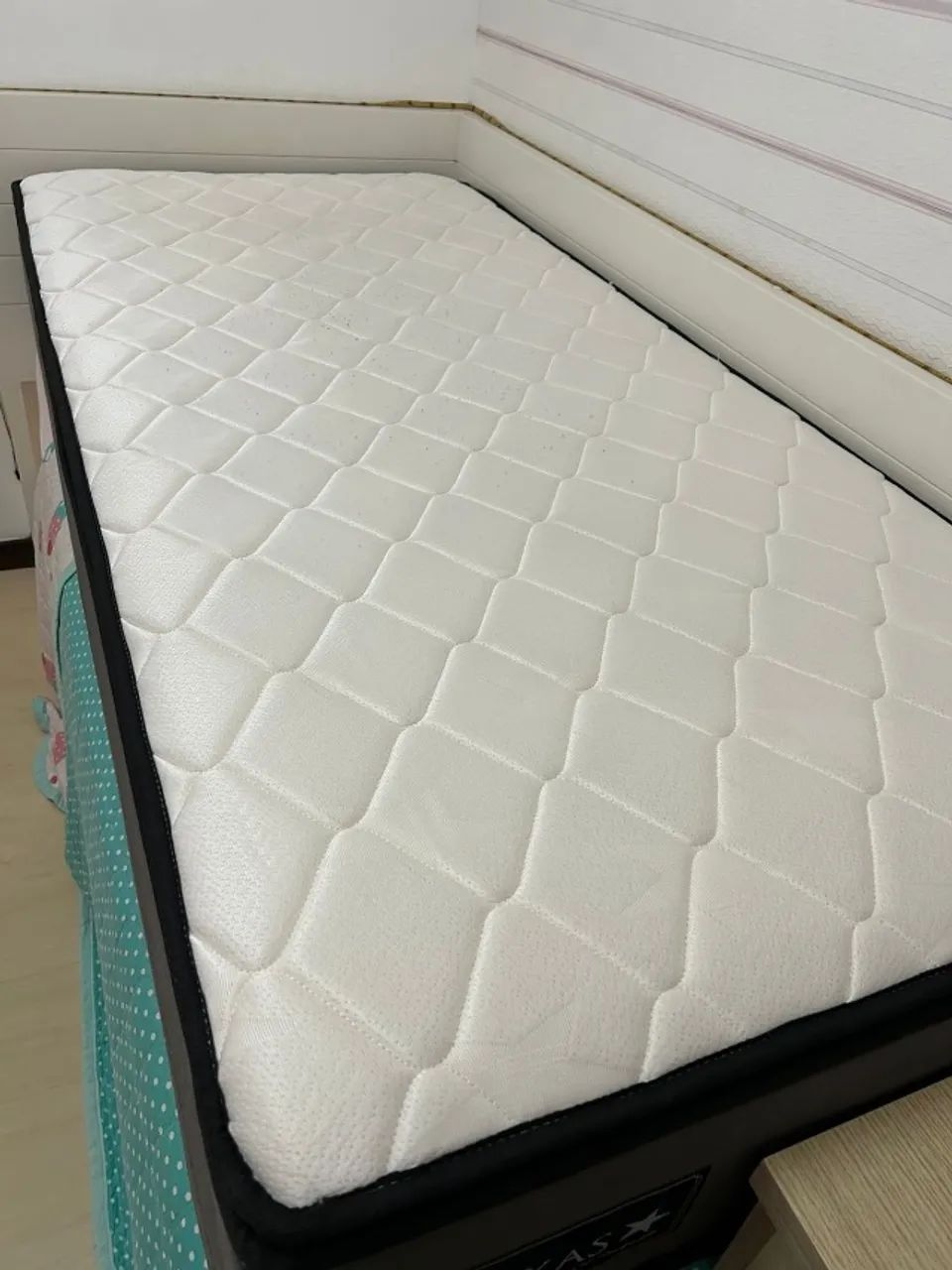 Colchão Solteiro Molas Ensacadas Espuma D28 - Foto 4