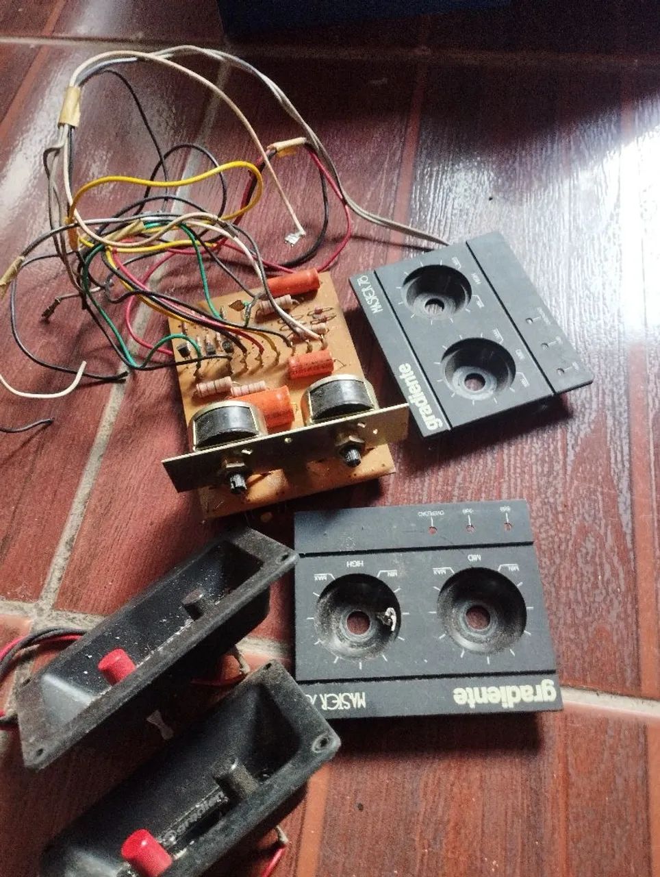 Divisores de frequência gradiente Master 78 original o par  - Foto 3