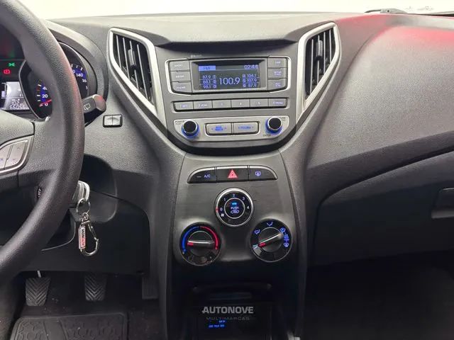 Hyundai HB20 Comfort Plus 1.0 Flex 12V Mec., foto 11 de 15