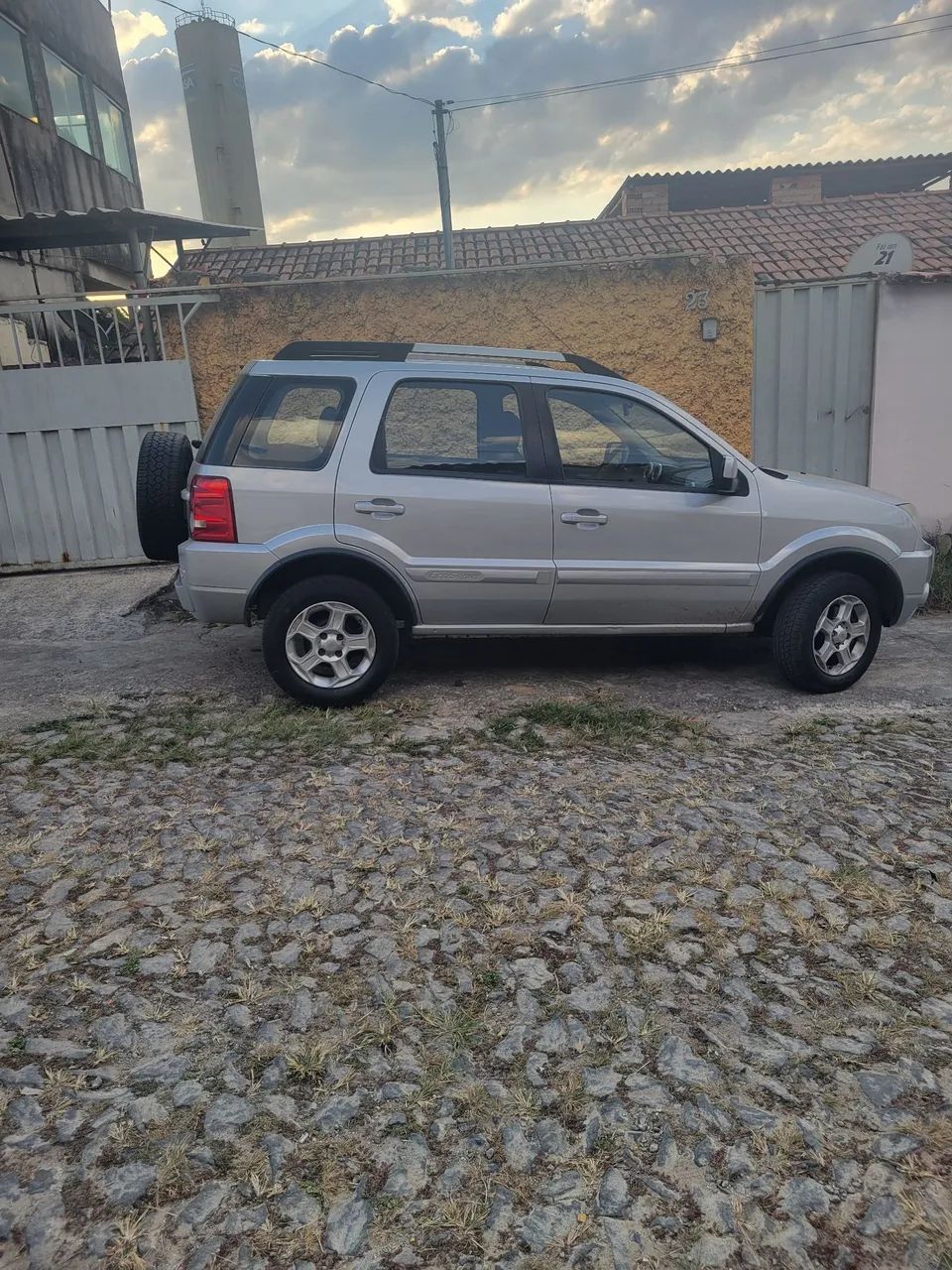 Ford Ecosport EcoSport XLT 2.0/ 2.0 Flex 16V 5p Aut. 2011