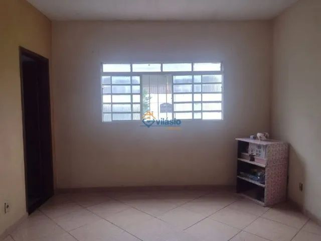 Casa 4 quartos Primeiro de Maio Belo Horizonte