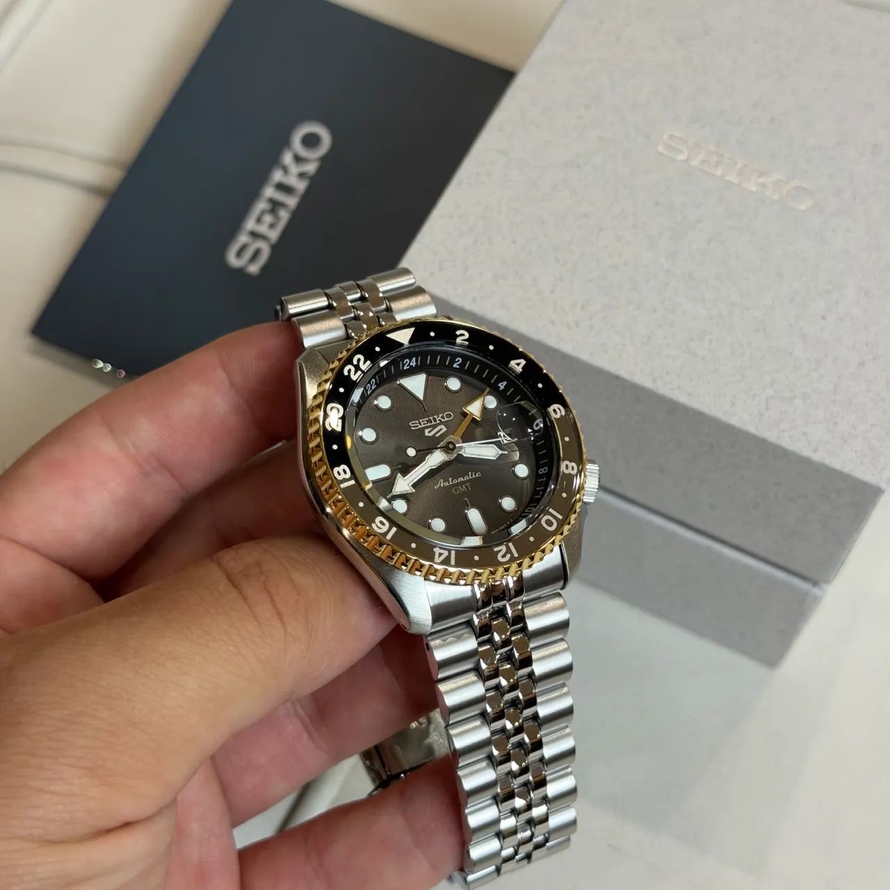  Seiko 5 Sports Gmt Automático Preto/Gold SSK021 - Foto 2