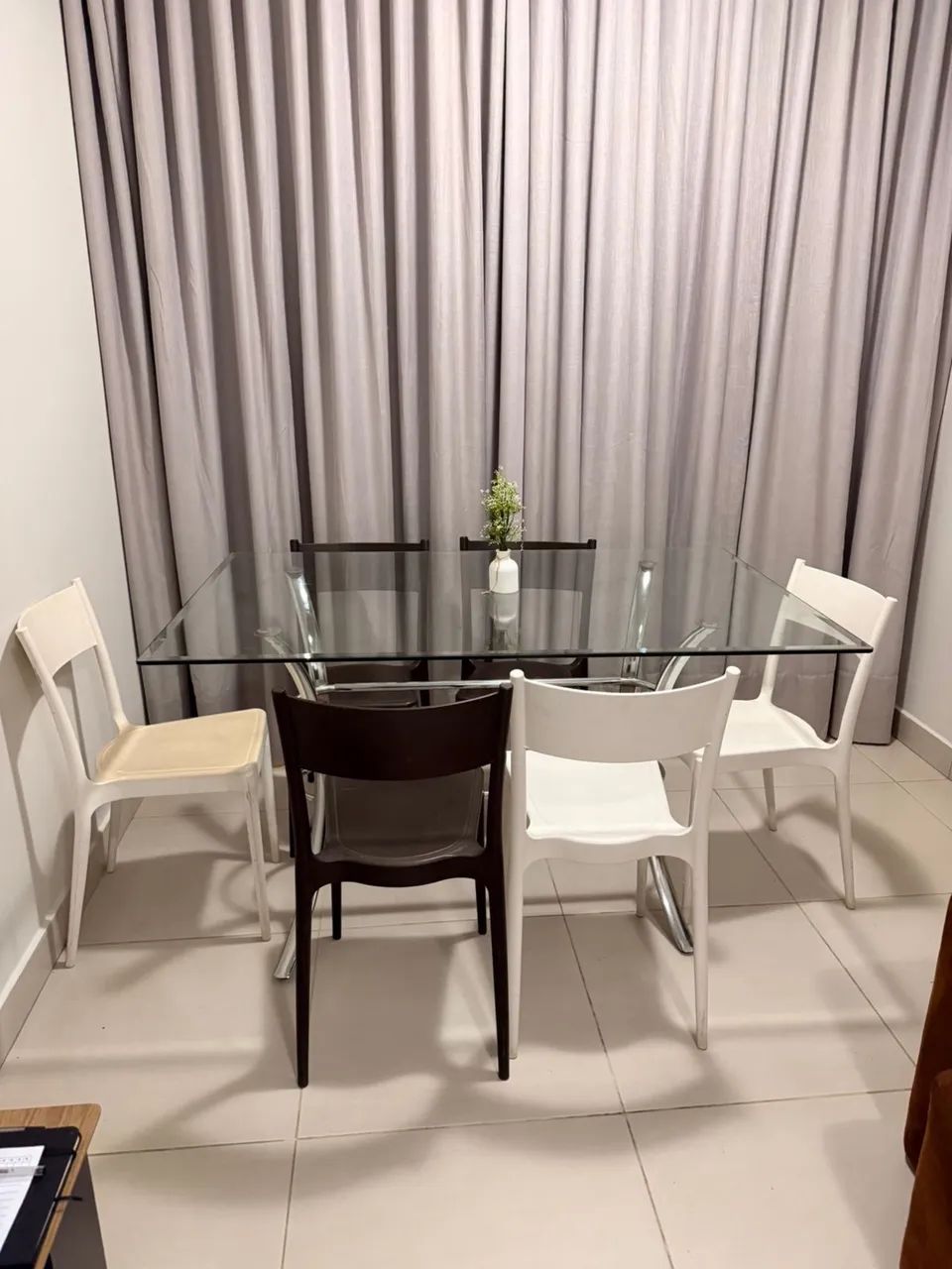 Mesa com seis lugares  - Foto 2