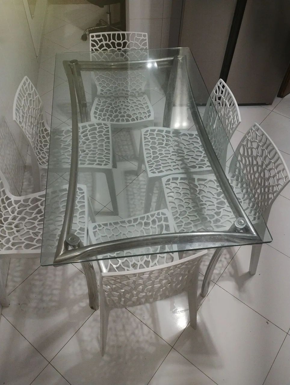 Mesa com 6 cadeiras  - Foto 2