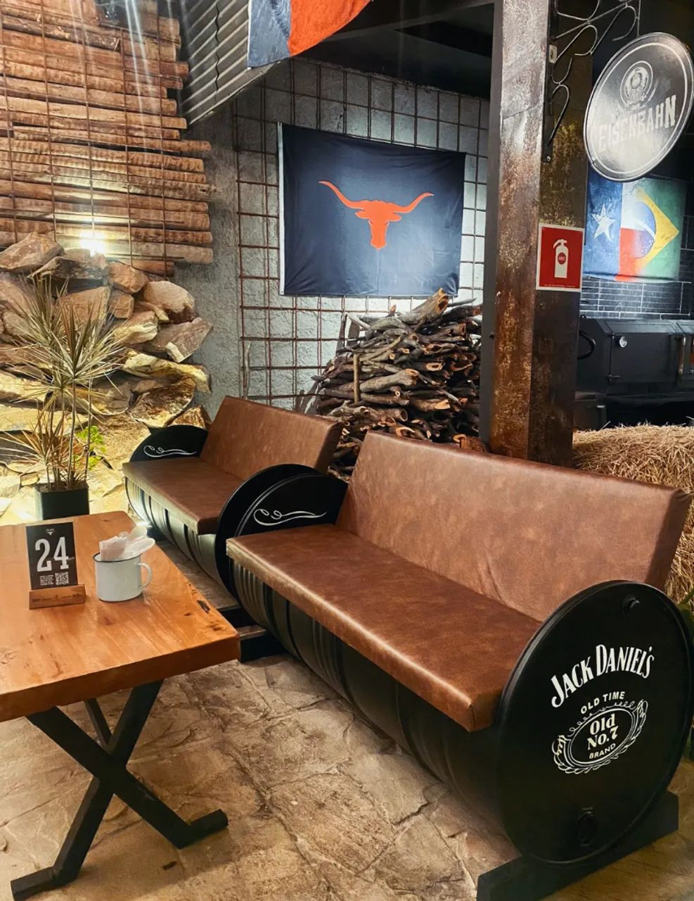 Sofá de tambor com encosto 4 lugares  - Foto 2