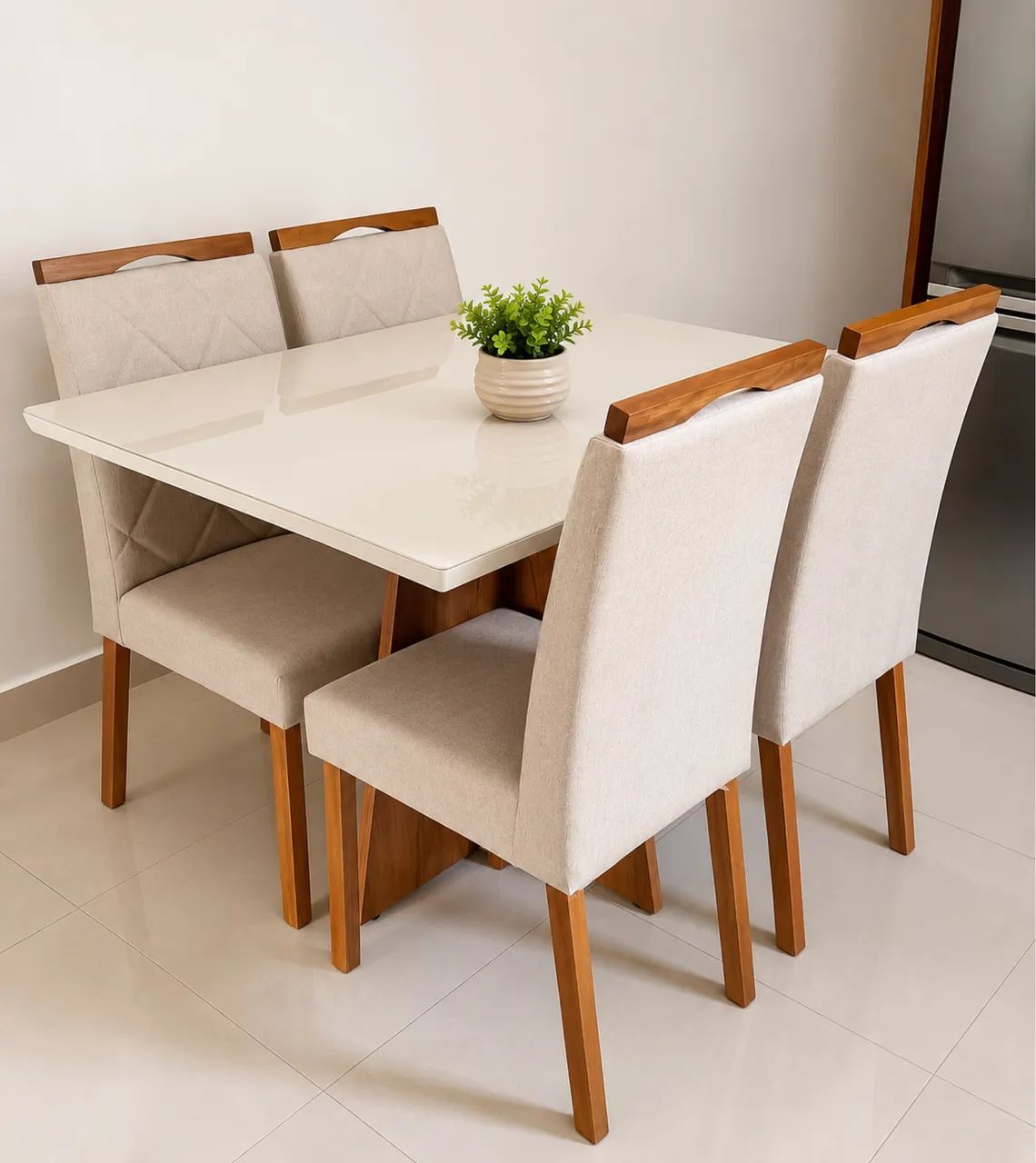 CONJUNTO MESA DE JANTAR COM 4 CADEIRAS - MEDIDAS 120x80 - Foto 2