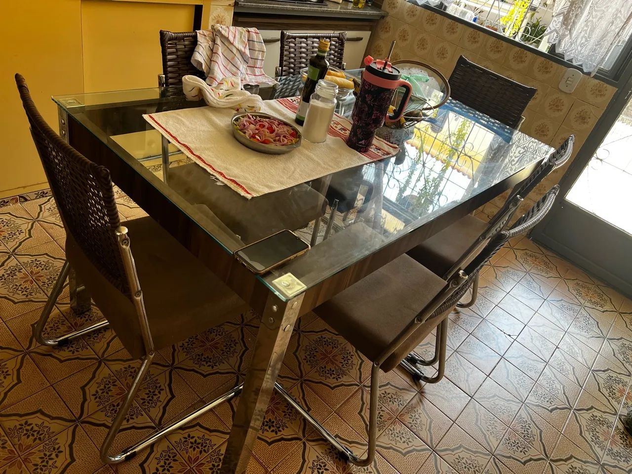 Mesa 6 cadeiras  - Foto 3