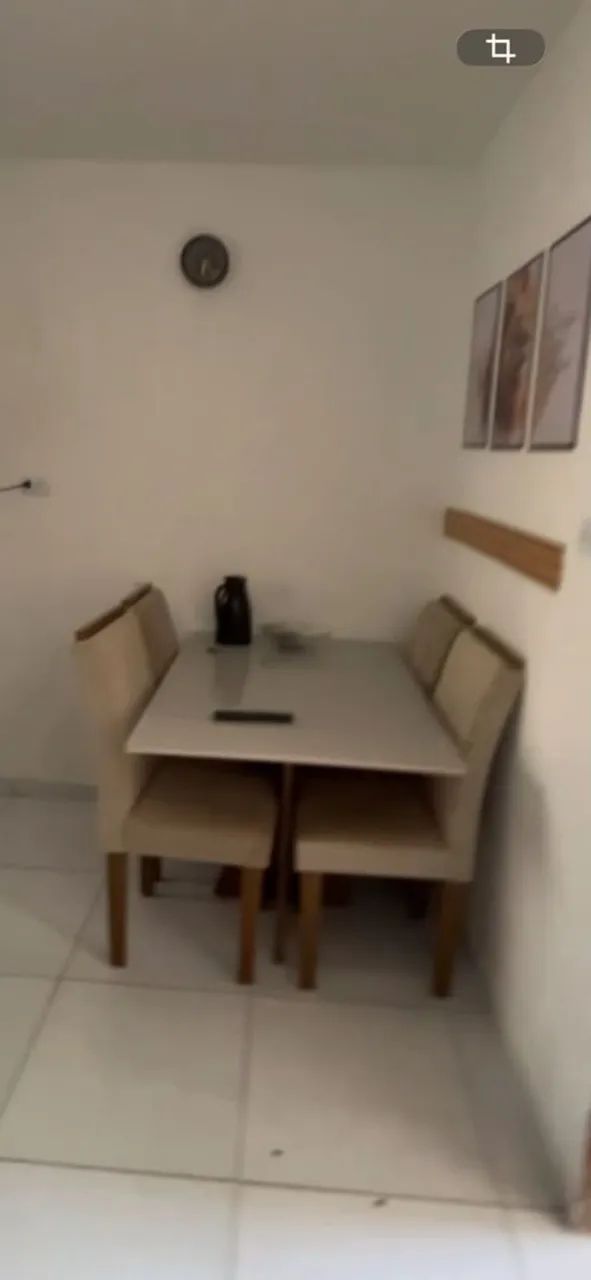 Mesa 4 cadeiras tem um 1,20 - Foto 2