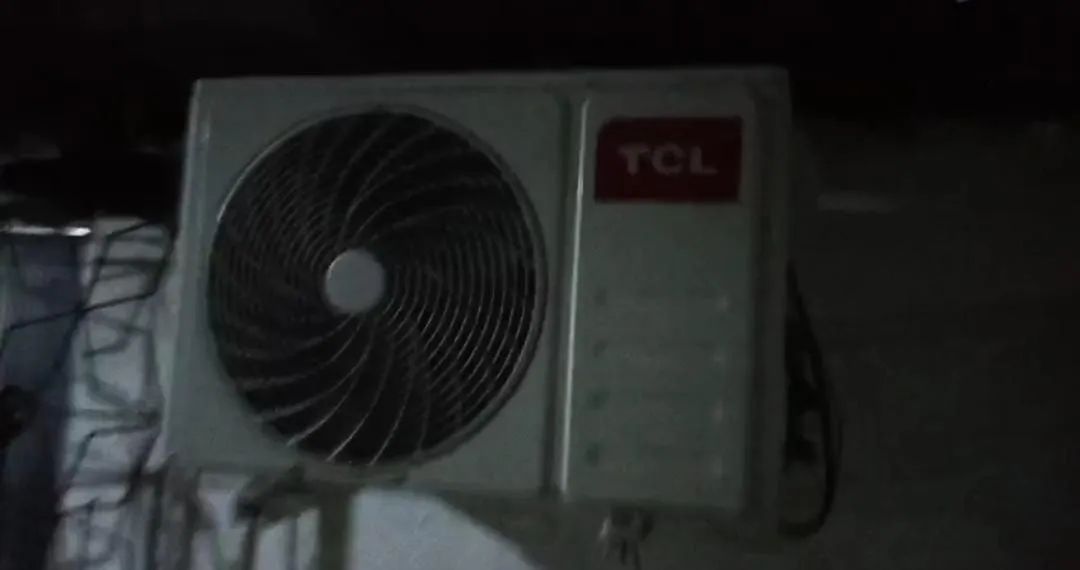 Ar condicionado inverter pro tcl 9.000 btus seminovo  - Foto 5
