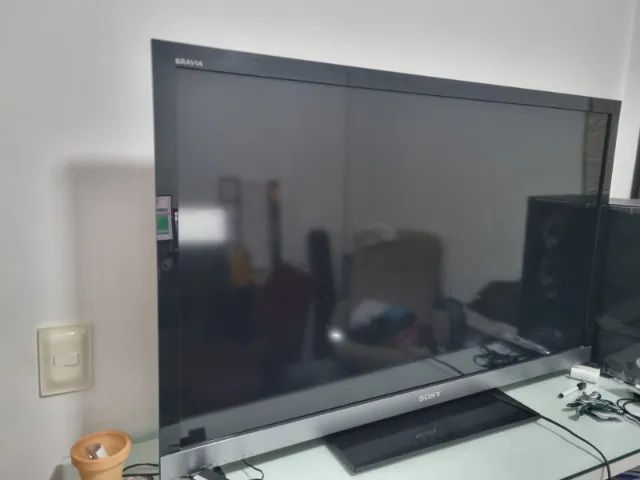 Televisão SONY Bravia com defeito.