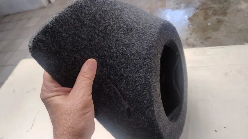 BOX EM FIBRA PARA SUBWOOFER 10 POLEGADAS