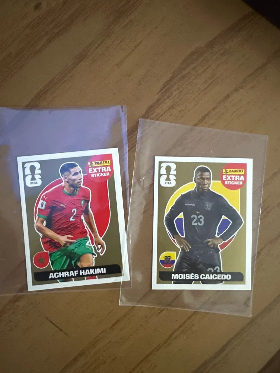 Figurinha Legend ouro - Caicedo e Hakimi