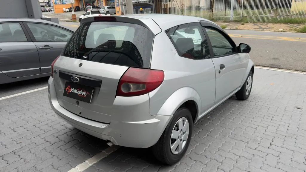 Ford Ka 1.0 8V/1.0 8V ST Flex 3p, foto 4 de 6