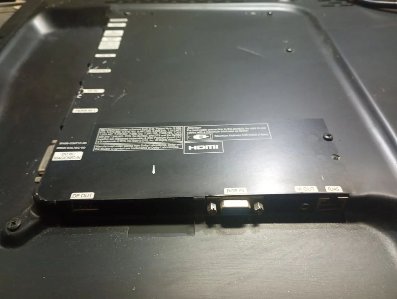 TV MONITOR SAMSUNG COLOR DISPLAY COLOR DISPLAY UNIT MODELO UE46C  - Foto 5