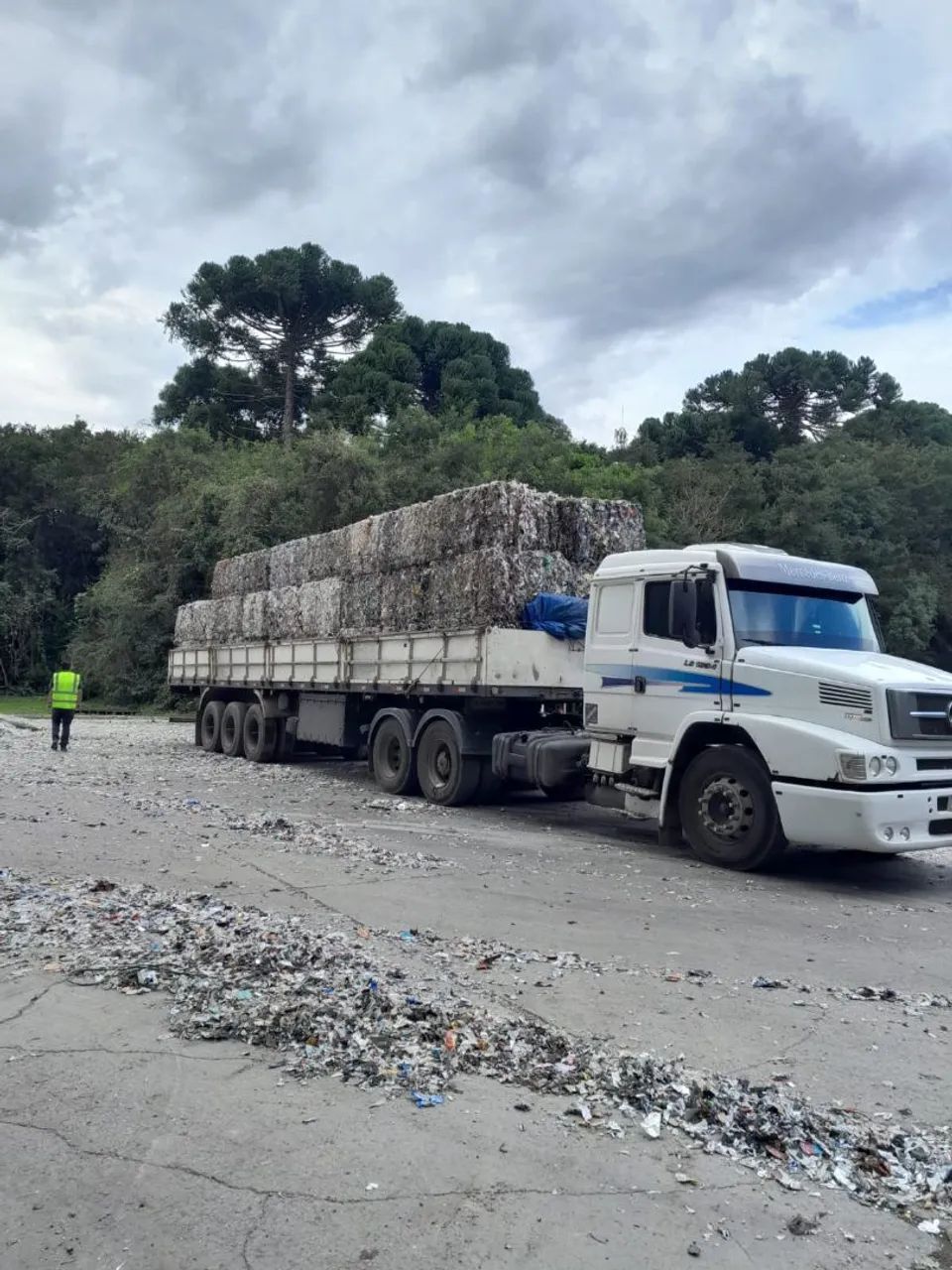 MB LS 1634 - Foto 4
