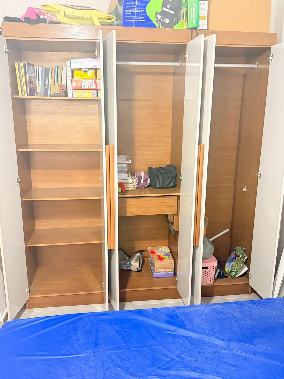 Vendo guarda roupa usado