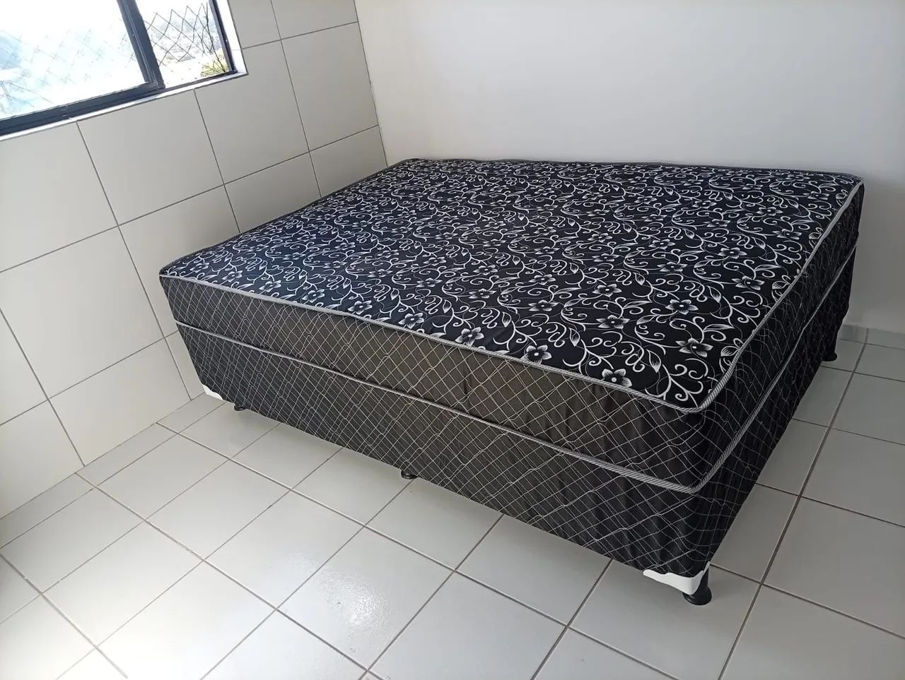 Cama box