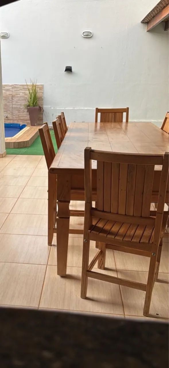 Vendo Mesa de madeira maciça! - Foto 2