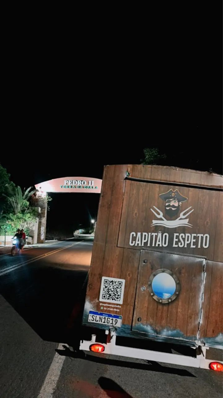 VENDE-SE FOOD TRUCK REFORMADO E EMPLACADO COM AR CONDICIONADO E INSTALAÇÃO ELÉTRICA  - Foto 5