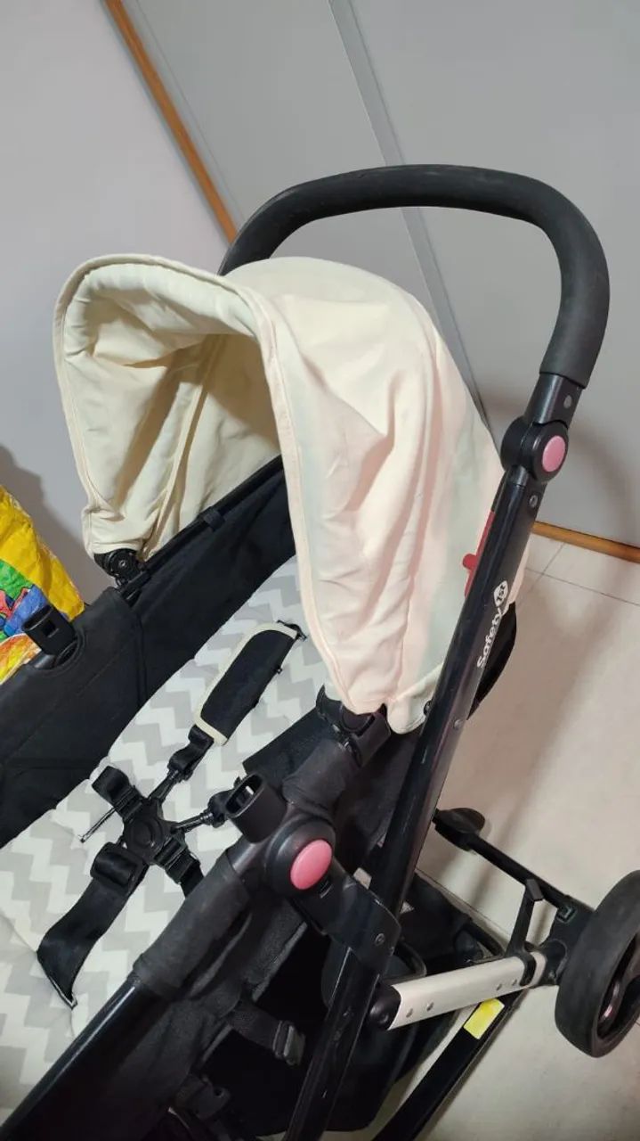Carrinho e bebe conforto 