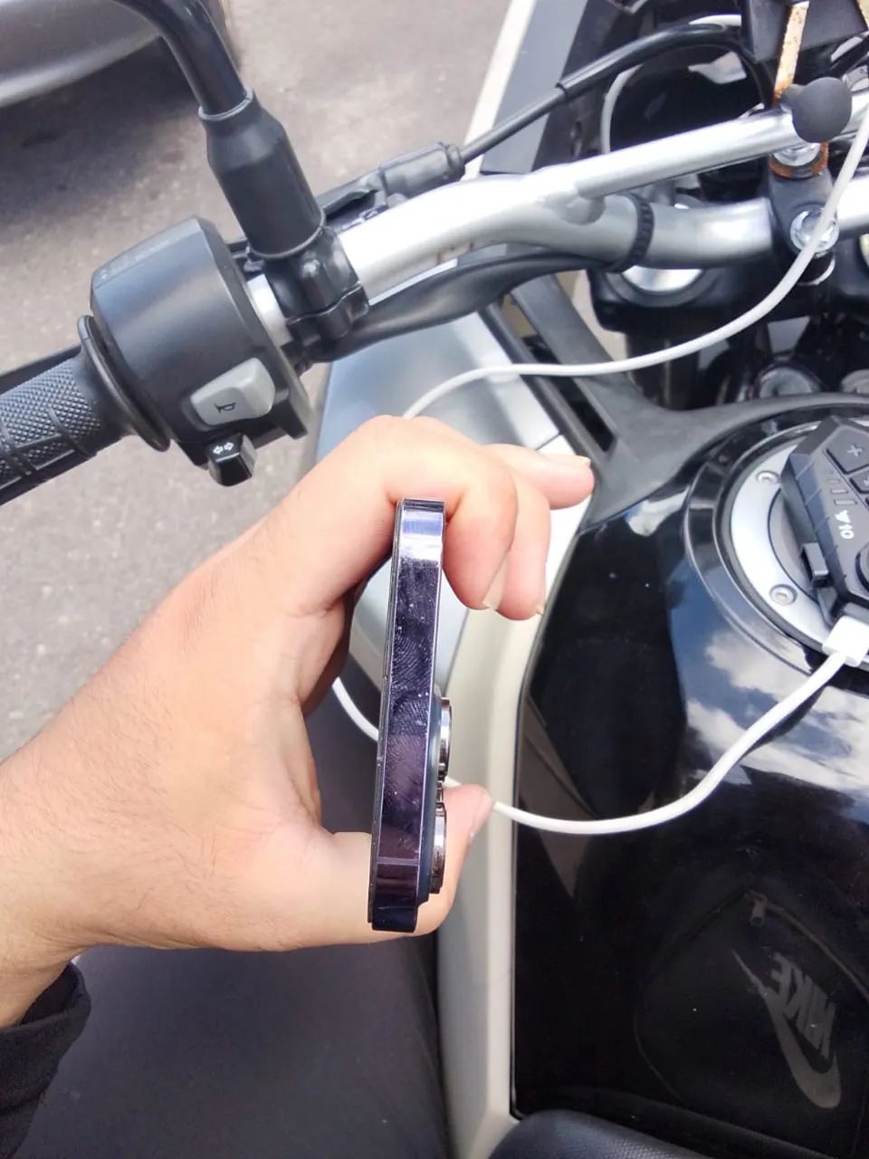 iPhone 14 Pro Max , tela e bateria trocada e um pequeno risco na tela 