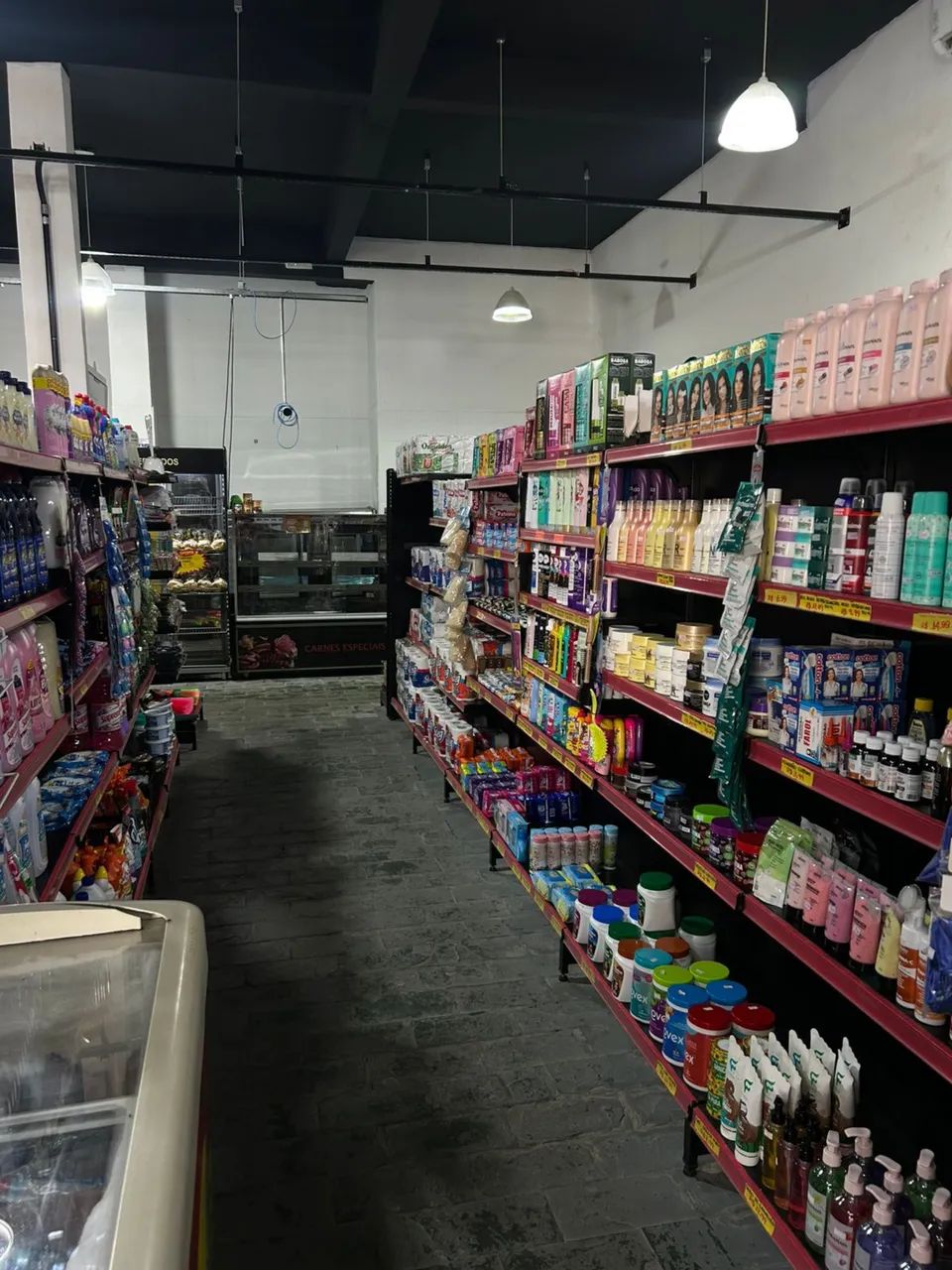 Otima oportunidade [ MERCADO ponto A VENDA]  - Foto 2