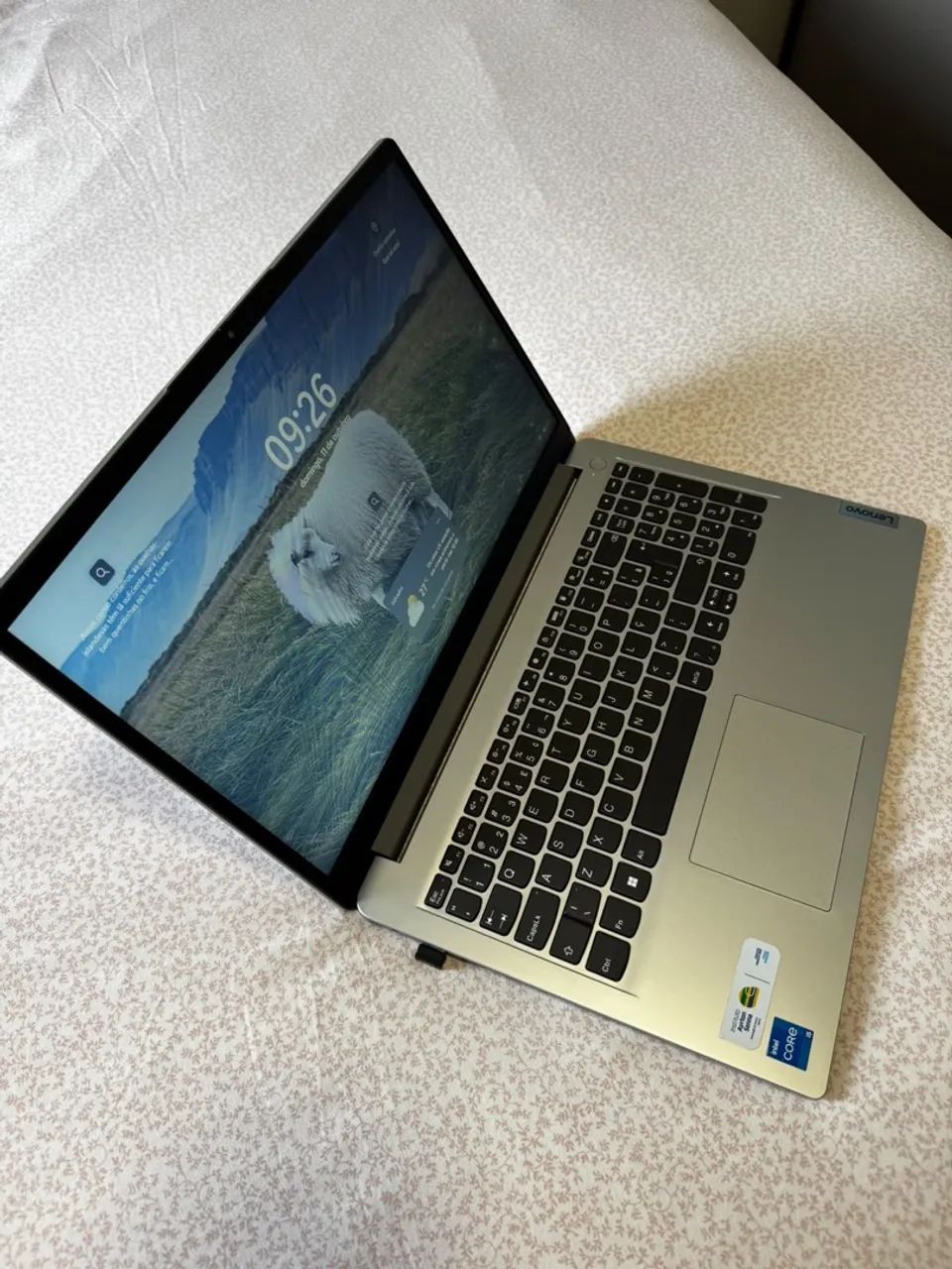Notebook Lenovo ideapad 1 - Foto 2