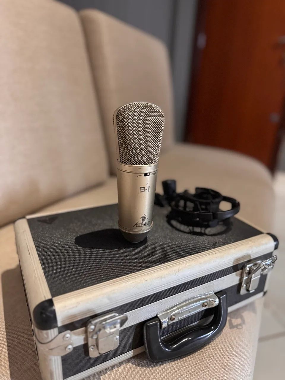 Microfone Condenser B1 Behringer - Foto 4