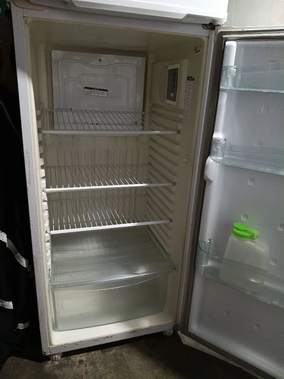 Geladeira usada Consul vende se 