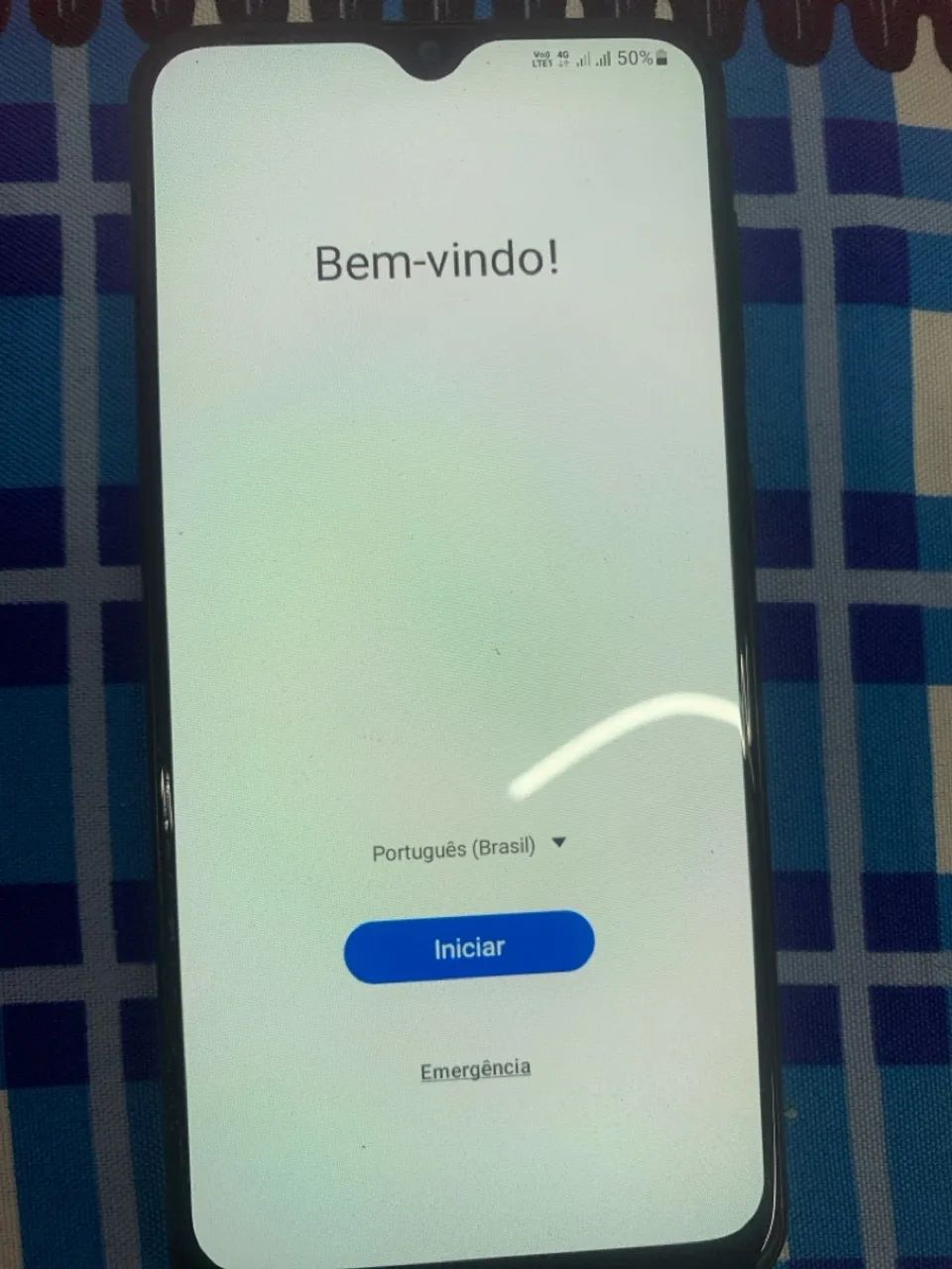 Celular Samsung A20 usado 