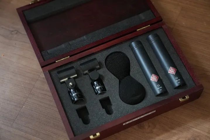 Microfone Condensador Prateado Neumann Km184 (Par) com Caixa de Madeira - Foto 3