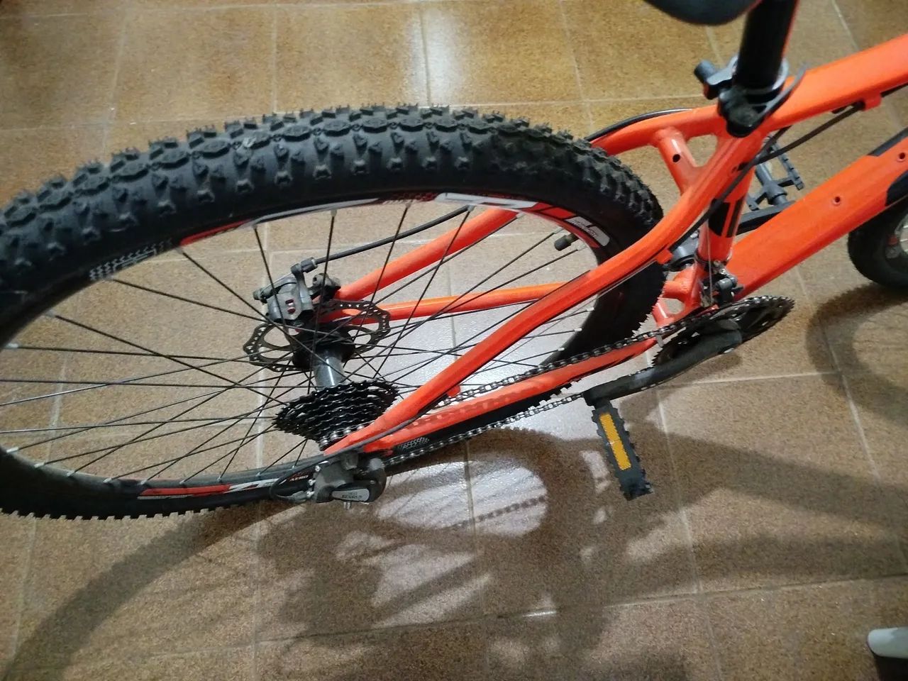 Vendo bicicleta semi nova, são duas.  - Foto 5