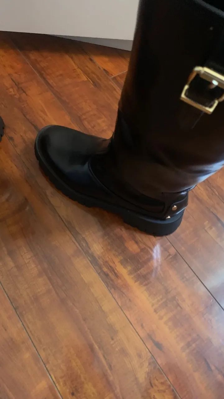 Bota feminina tratorada cano longo  - Foto 2