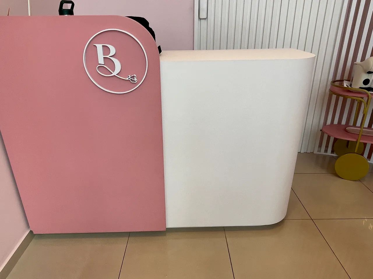 Balcão de loja  em MDF - Foto 2