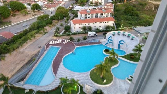 Vendo apartamento no Condomínio Lual de Ponta Negra 56m² 2/4 sendo uma suite, andar alto - Foto 2