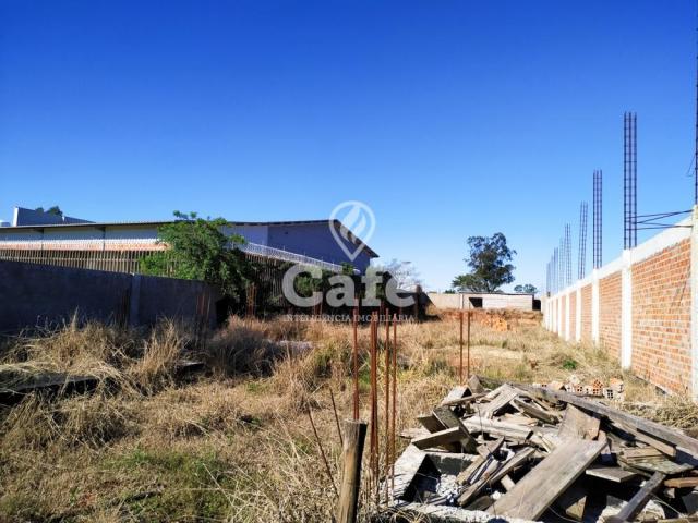 Terreno no bairro diácono joão luiz pozzobon, com obra e projeto;