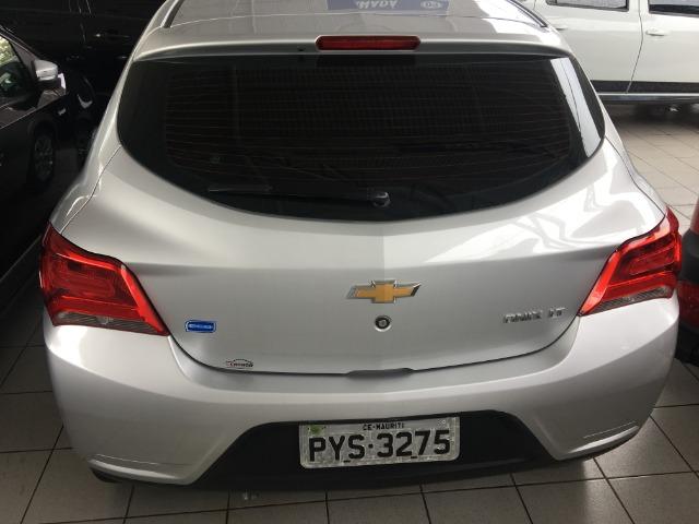 Onix Lt 2017 - 28 Mil Km - Foto 3