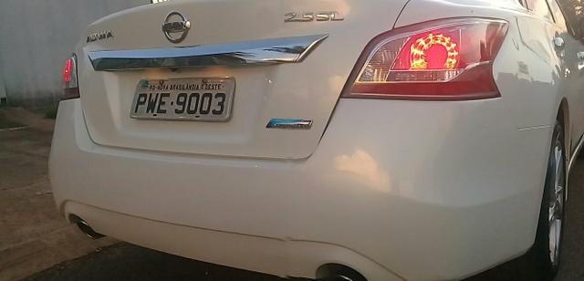Nissan Altima - Foto 2