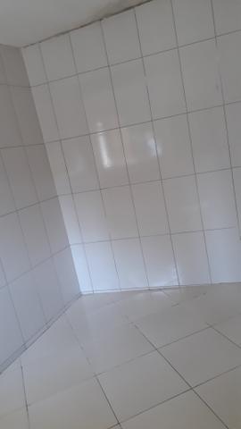 Aluga-se casa com 2 comôdos - Foto 4