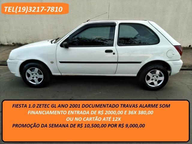 Fiesta 1.0 zetec rocan 2001 financiamos e parcelamos no cartão