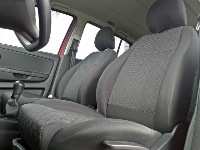 VOLKSWAGEN FOX 1.0 MPI TRENDLINE 12V FLEX 4P MANUAL - Foto 8