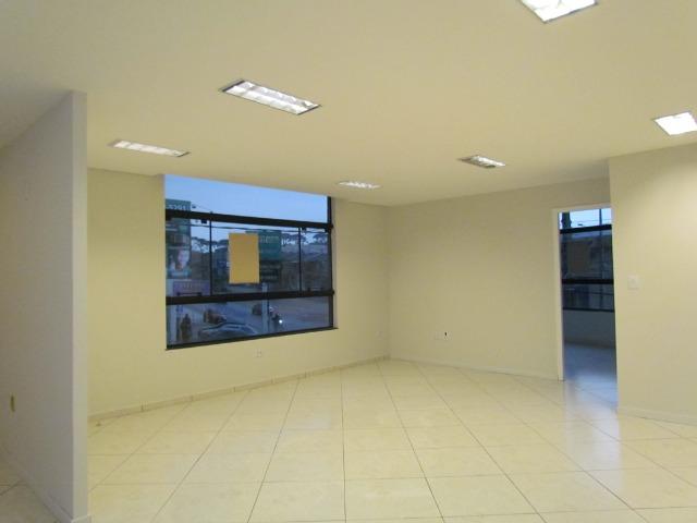 Sala comercial 120 m² Tatuquara - Foto 6