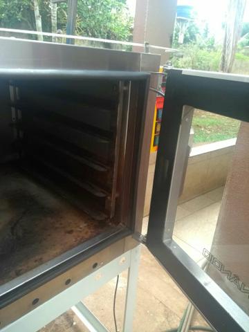 Forno 5 esteiras Venâncio a gás