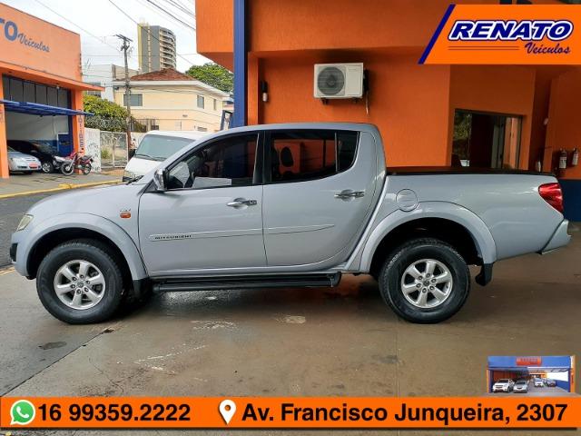 Mitsubishi L200 Triton 3.5 HPE 4x4 CD - 2012 Automática Flex - Foto 3