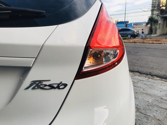 Fiesta SE 2017 R$38.990,00 - Foto 6