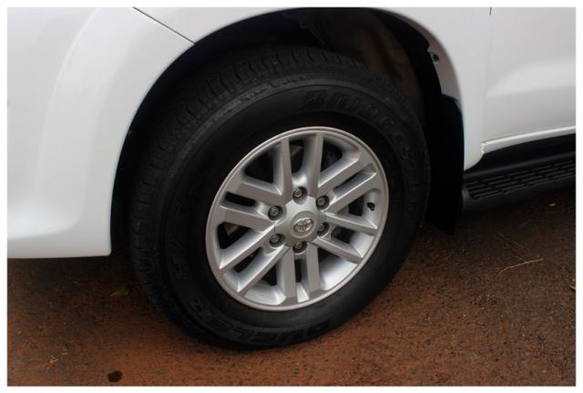 Toyota Hilux Sw4 SRV 4x4 4P - Foto 5
