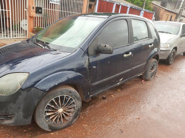 Vendo carro Ford fiesta - Foto 3
