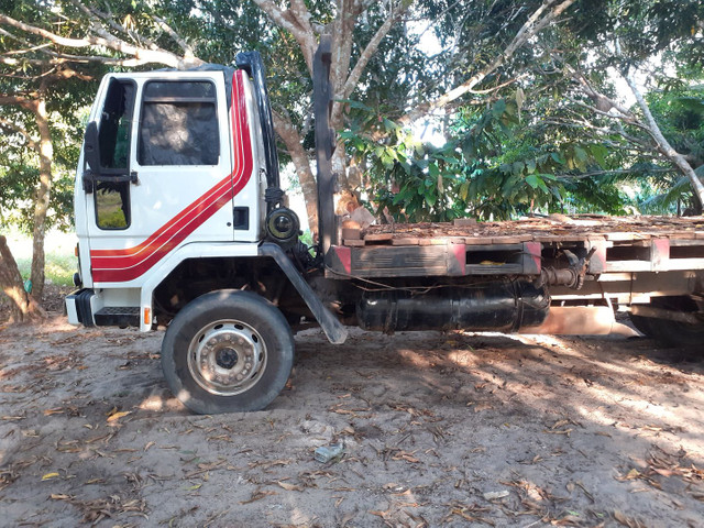Trator e caminhão - Foto 2