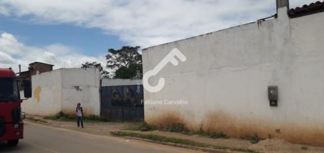 SÃO SEBASTIÃO DO PASSÉ, Centro! Galpão com 1.400m² com área edificada coberta. R$3.200,00. - Foto 2
