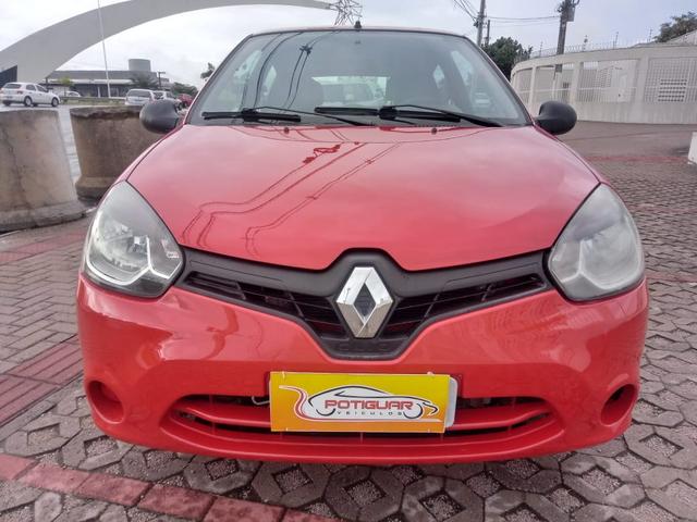 Clio 2013 c AR trava e alarme 5 pneus zero! 16.990av ou entrada 4.990 + parcelas 399 - Foto 6